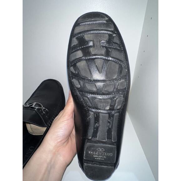Valentino Garavani Men's Black Leather Loafers with Silver Logo Hardware - Picture 4 of 6